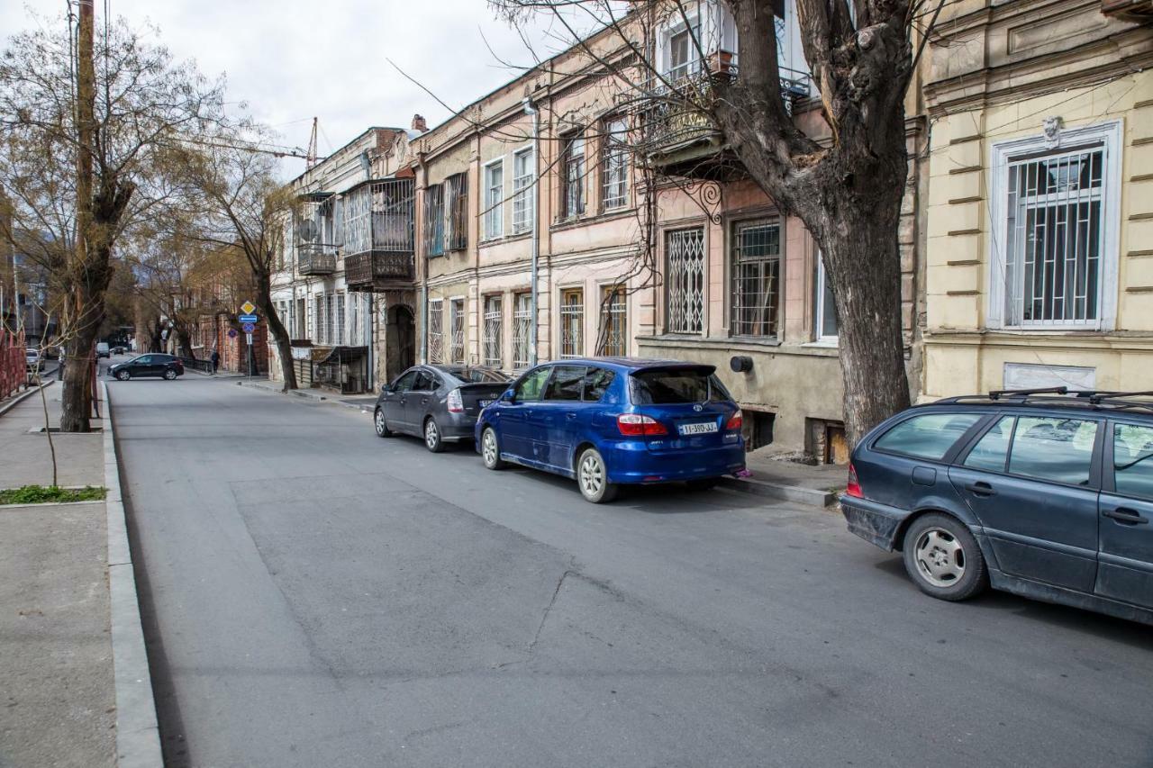 Gold District Apartment Tbilisi ภายนอก รูปภาพ