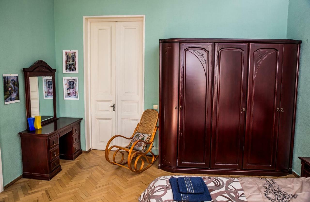 Gold District Apartment Tbilisi ภายนอก รูปภาพ